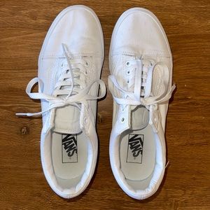 Men’s White Old Skool Vans
